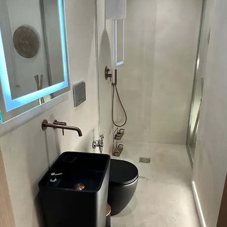 ゲストハウス Rada Room&suite