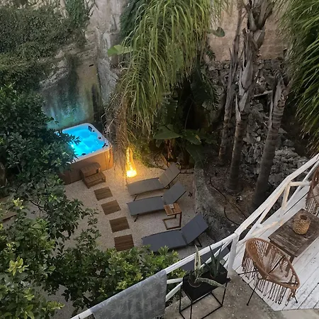 Rada Room&suite ファヴィニャーナ