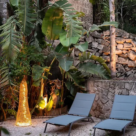 ゲストハウス Rada Room&suite