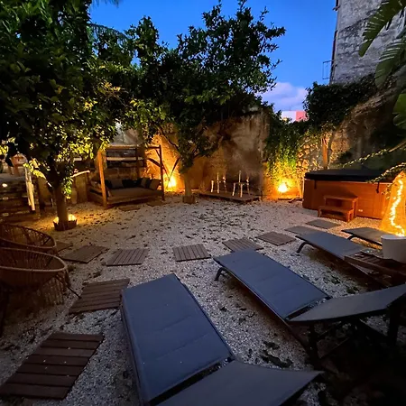 Rada Room&suite ゲストハウス