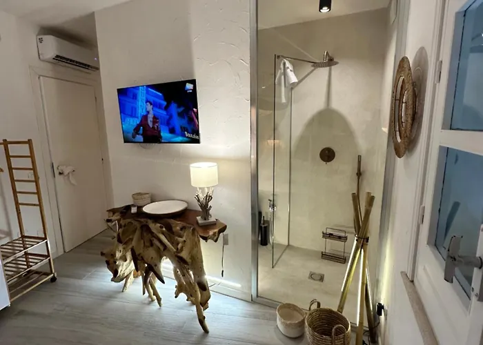 Rada Room&suite 3*